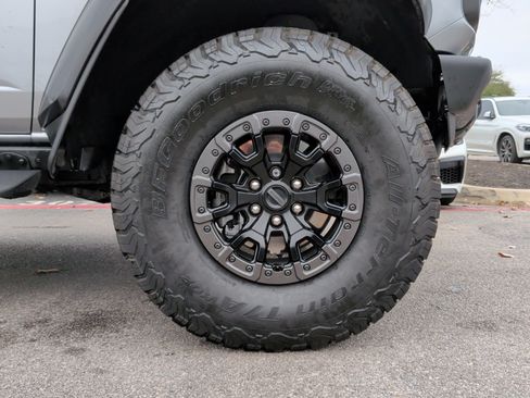 Used 2024 Ford Bronco Raptor image 13