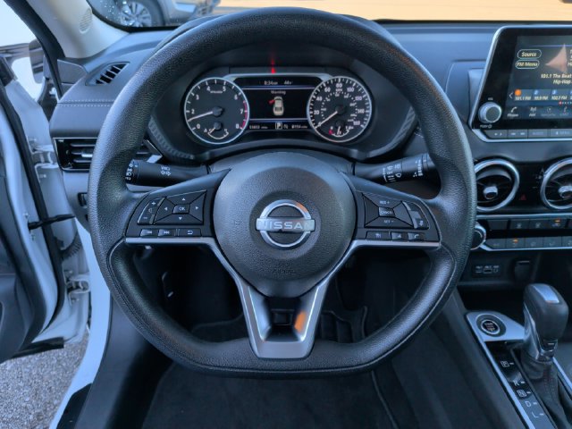 Used 2024 Nissan Sentra SV FWD image 13