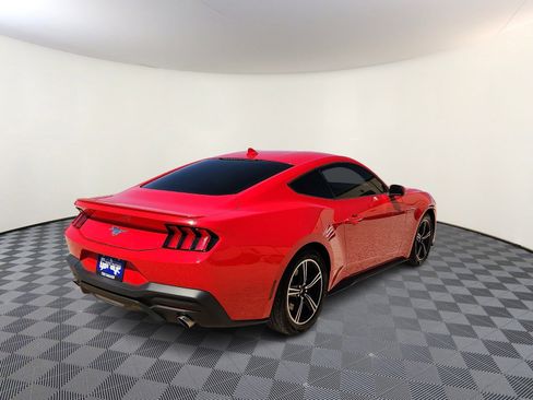Used 2024 Ford Mustang Premium image 4