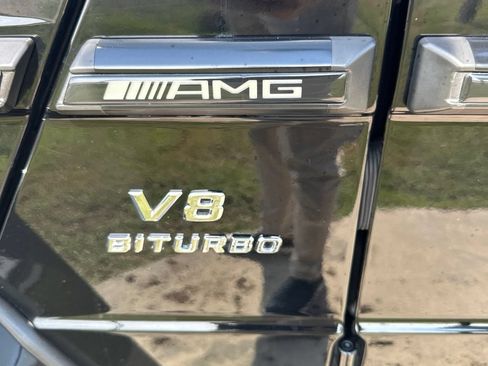 Used 2017 Mercedes-Benz G 63 AMG 4MATIC image 2