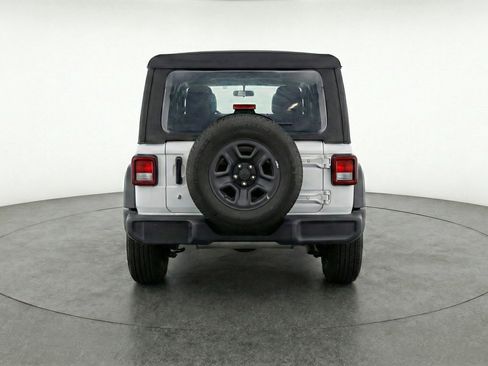 Used 2023 Jeep Wrangler Sport image 7