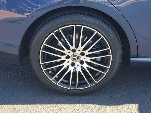 Used 2023 Mercedes-Benz C 300 Sedan image 8