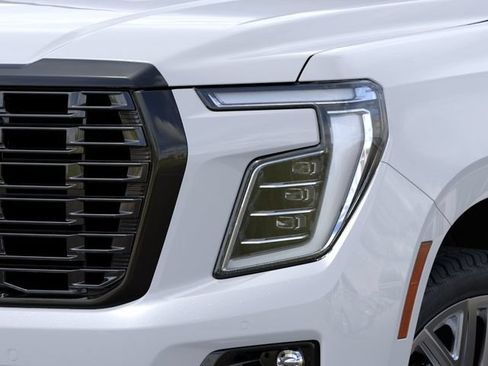 New 2026 GMC Yukon Denali Ultimate AWD/4WD image 12