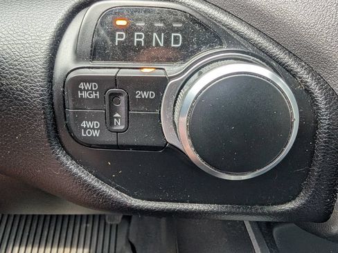 Used 2021 RAM 2500 Big Horn w/ Level B Equipment Group AWD/4WD image 17