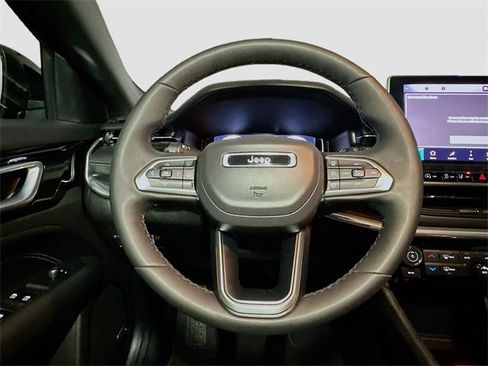 Certified 2024 Jeep Compass Limited w/ High Altitude Package image 10