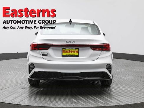 Used 2024 Kia Forte LXS image 6