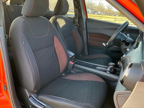 Used 2021 Nissan Kicks SR image 7