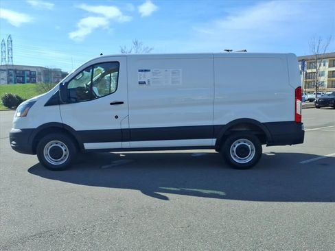 Used 2020 Ford Transit 250 Low Roof image 33