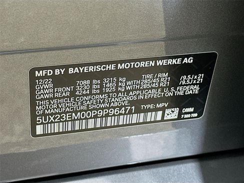 Used 2023 BMW X7 xDrive40i w/ Premium Package image 35