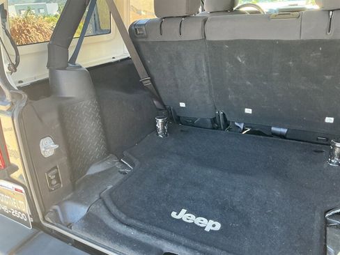 Used 2014 Jeep Wrangler Unlimited Sport w/ Quick Order Package 24S AWD/4WD image 32
