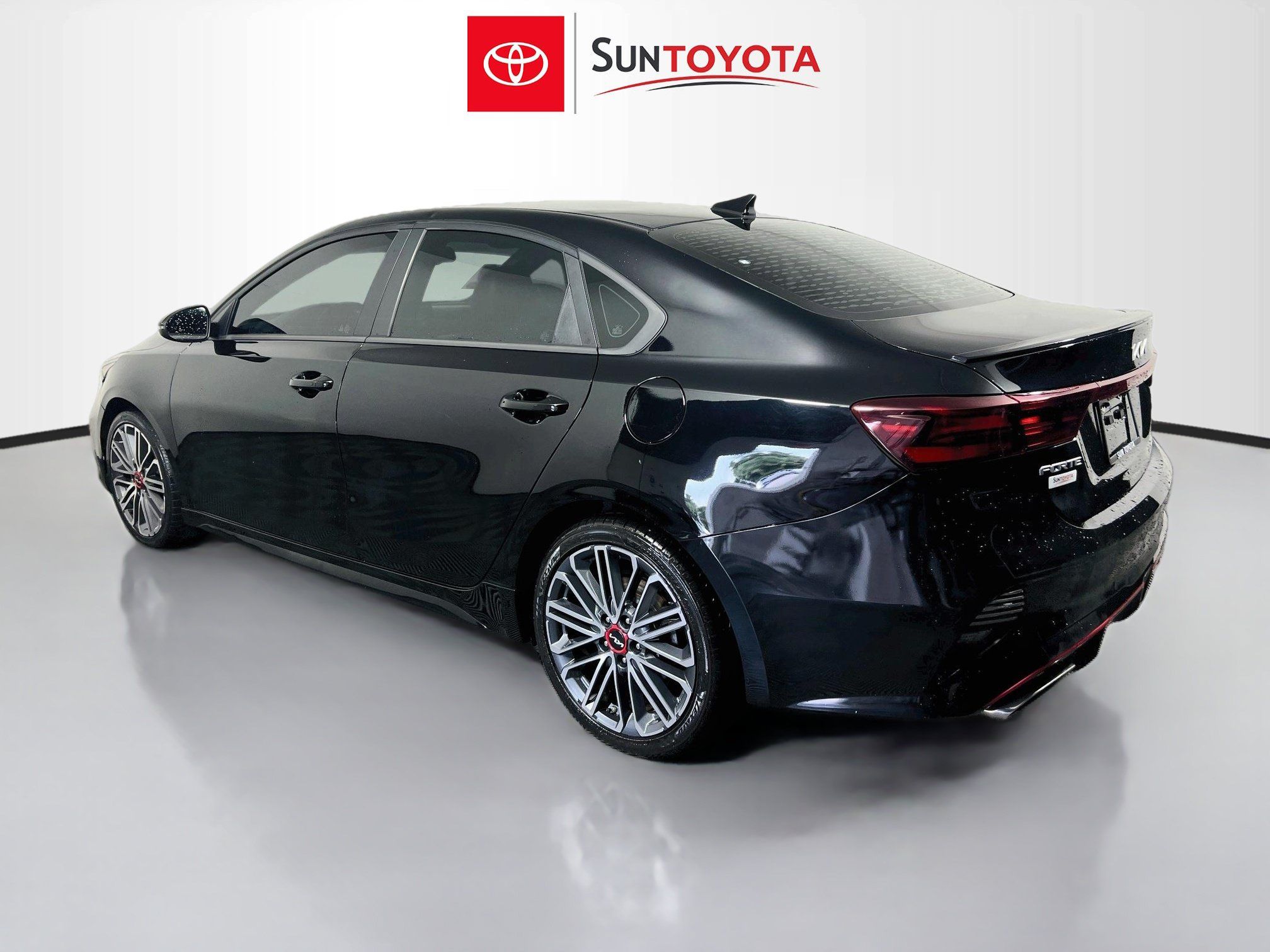Used 2023 Kia Forte GT FWD image 6