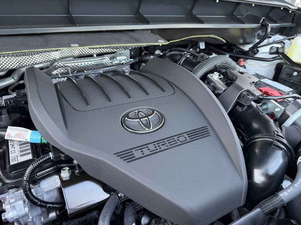 New 2026 Toyota Highlander Platinum AWD/4WD image 30