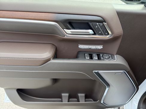 New 2026 GMC Sierra 1500 Denali w/ Technology Package AWD/4WD image 11