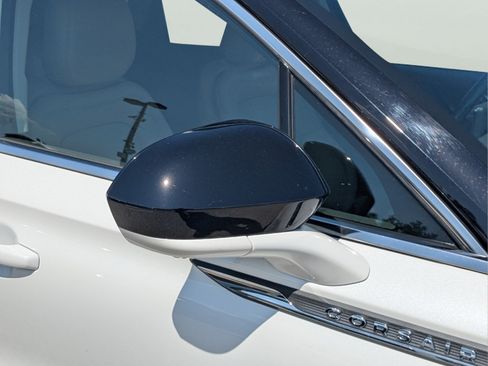 Used 2020 Lincoln Corsair FWD image 34