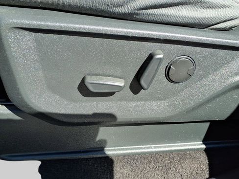 Used 2022 Ford F150 XLT w/ Equipment Group 302A High image 12