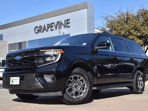 Certified 2025 Ford Expedition Max Active image 1