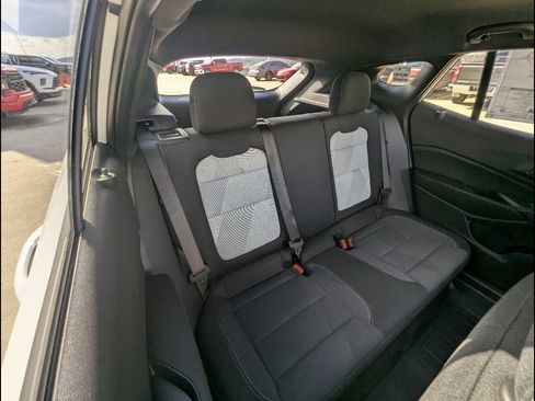 Used 2026 Chevrolet Trax RS FWD image 14