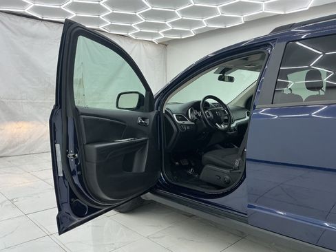 Used 2018 Dodge Journey SXT w/ Premium Group FWD image 16