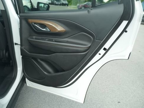 Used 2019 GMC Terrain SLE FWD image 22