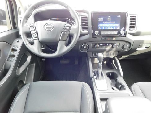 Used 2024 Nissan Frontier SV w/ Hardbody Edition AWD/4WD image 27