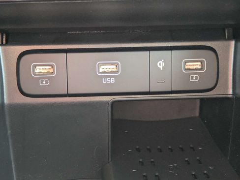 Certified 2022 Kia Sorento SX FWD image 28