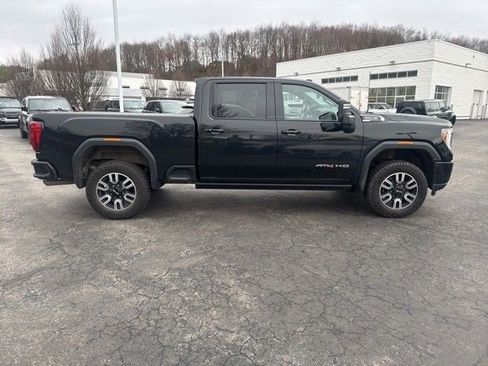 Used 2021 GMC Sierra 2500 AT4 w/ AT4 Premium Plus Package image 4