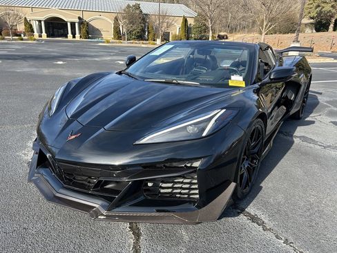 Used 2023 Chevrolet Corvette Z06 w/ Z07 Performance Package image 68