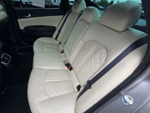 Used 2018 Kia Optima SX w/ Technology Package image 25