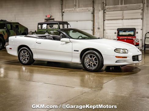 Used 2002 Chevrolet Camaro Z28 RWD image 26