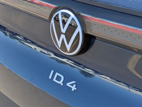 Used 2023 Volkswagen ID.4 Pro AWD/4WD image 29
