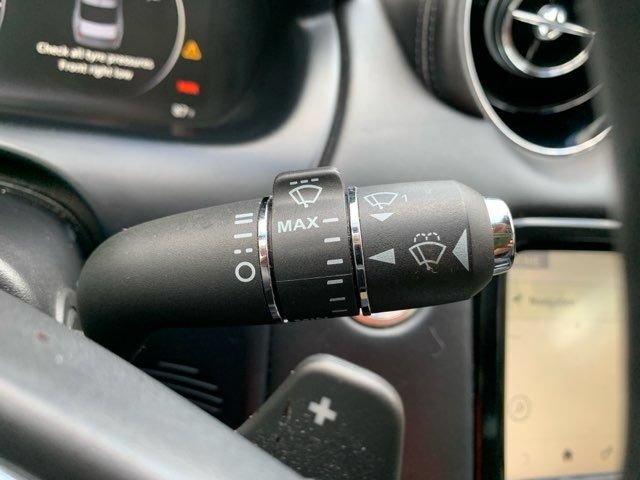 Used 2018 Jaguar XJ L Supercharged RWD image 35