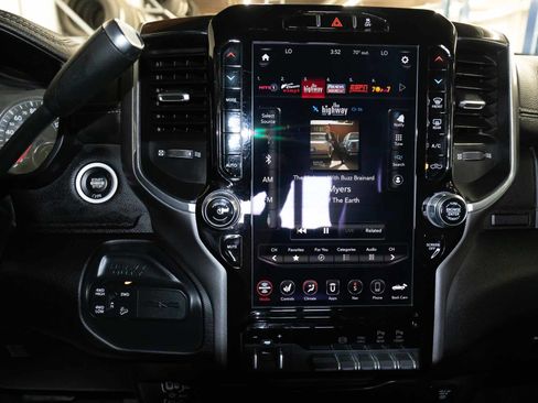 Used 2020 RAM 2500 Laramie image 22