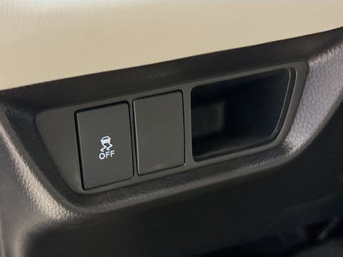 Certified 2026 Honda HR-V EX-L image 9