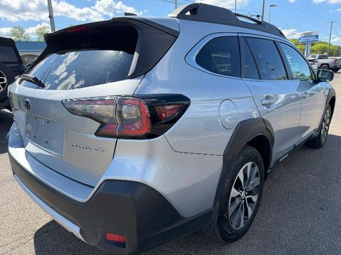 Used 2024 Subaru Outback Limited AWD/4WD image 2