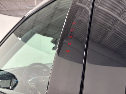 Used 2023 Ford Explorer XLT w/ Equipment Group 202A image 13