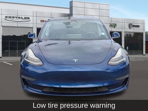 Used 2020 Tesla Model 3 Standard Range Plus image 9