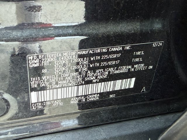 Used 2025 Toyota RAV4 XLE AWD/4WD image 35
