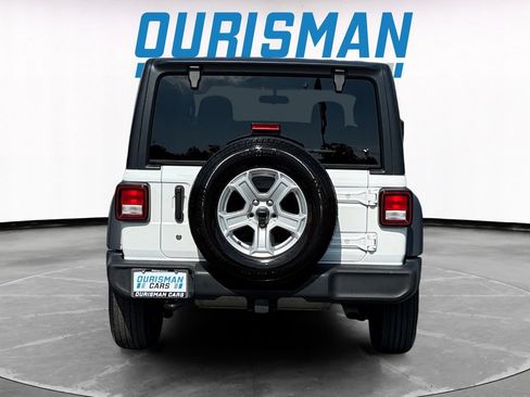 Used 2020 Jeep Wrangler Sport AWD/4WD image 5