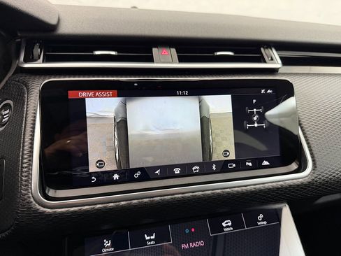 Used 2018 Land Rover Range Rover Velar S image 24