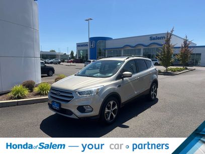 Used 2017 Ford Escape SE w/ Equipment Group 201A