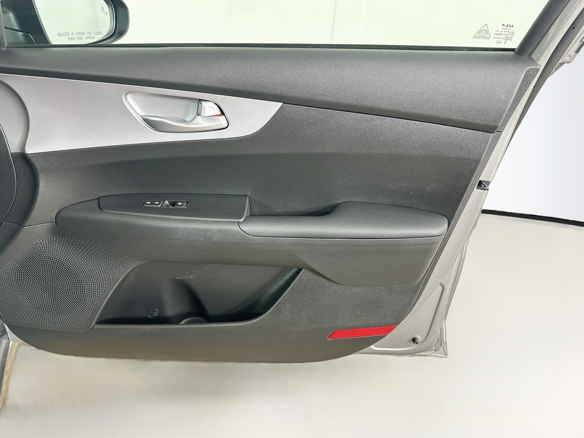 Used 2023 Kia Forte LXS w/ LXS Technology Package FWD image 30