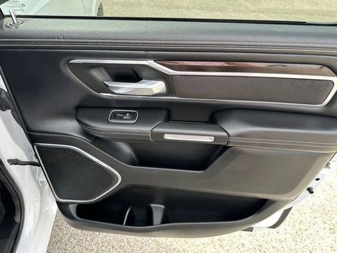 Used 2022 RAM 1500 Laramie AWD/4WD image 43