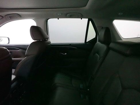 Used 2025 Honda Pilot Elite image 27