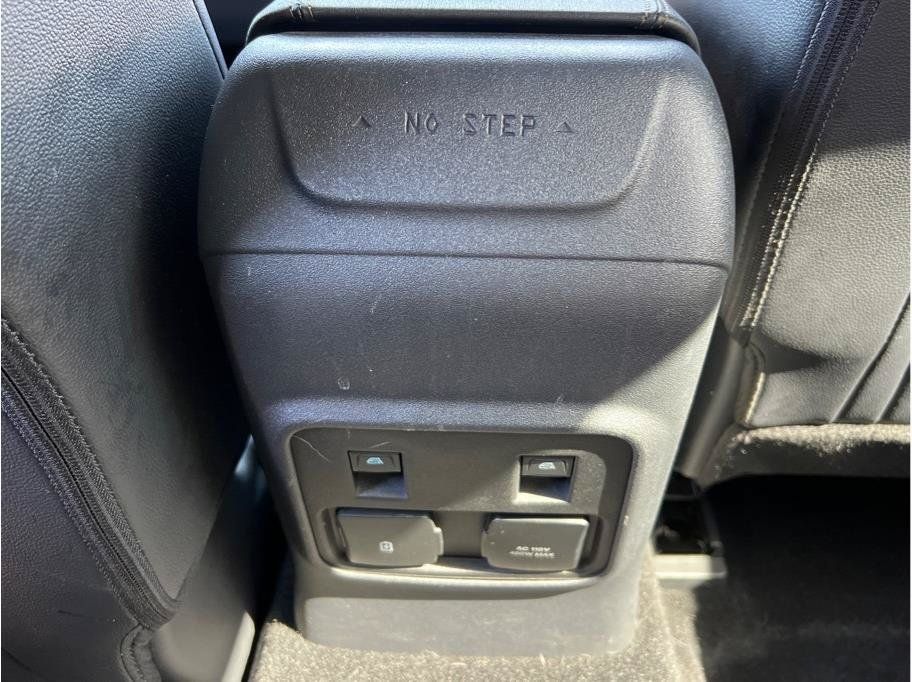 Used 2024 Ford Bronco Outer Banks AWD/4WD image 10
