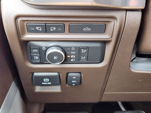 Used 2022 Ford F150 King Ranch w/ Equipment Group 601A High AWD/4WD image 19