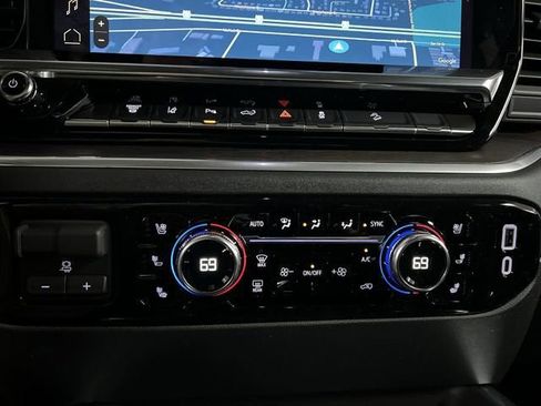 New 2026 GMC Sierra 2500 SLT w/ SLT Premium Package AWD/4WD image 18