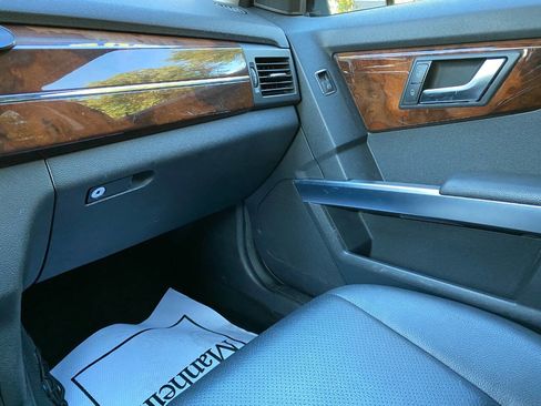 Used 2010 Mercedes-Benz GLK 350 GLK 350 4MATIC AWD 4dr SUV image 13