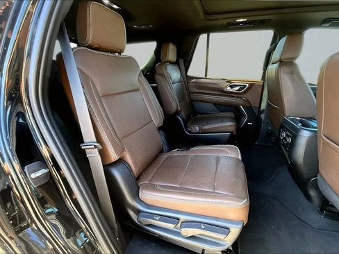Used 2023 Chevrolet Tahoe High Country AWD/4WD image 24