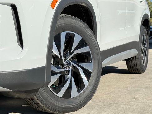 New 2026 Volkswagen Tiguan S image 2