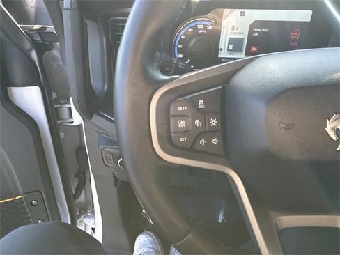 Certified 2024 Ford Bronco Badlands image 28